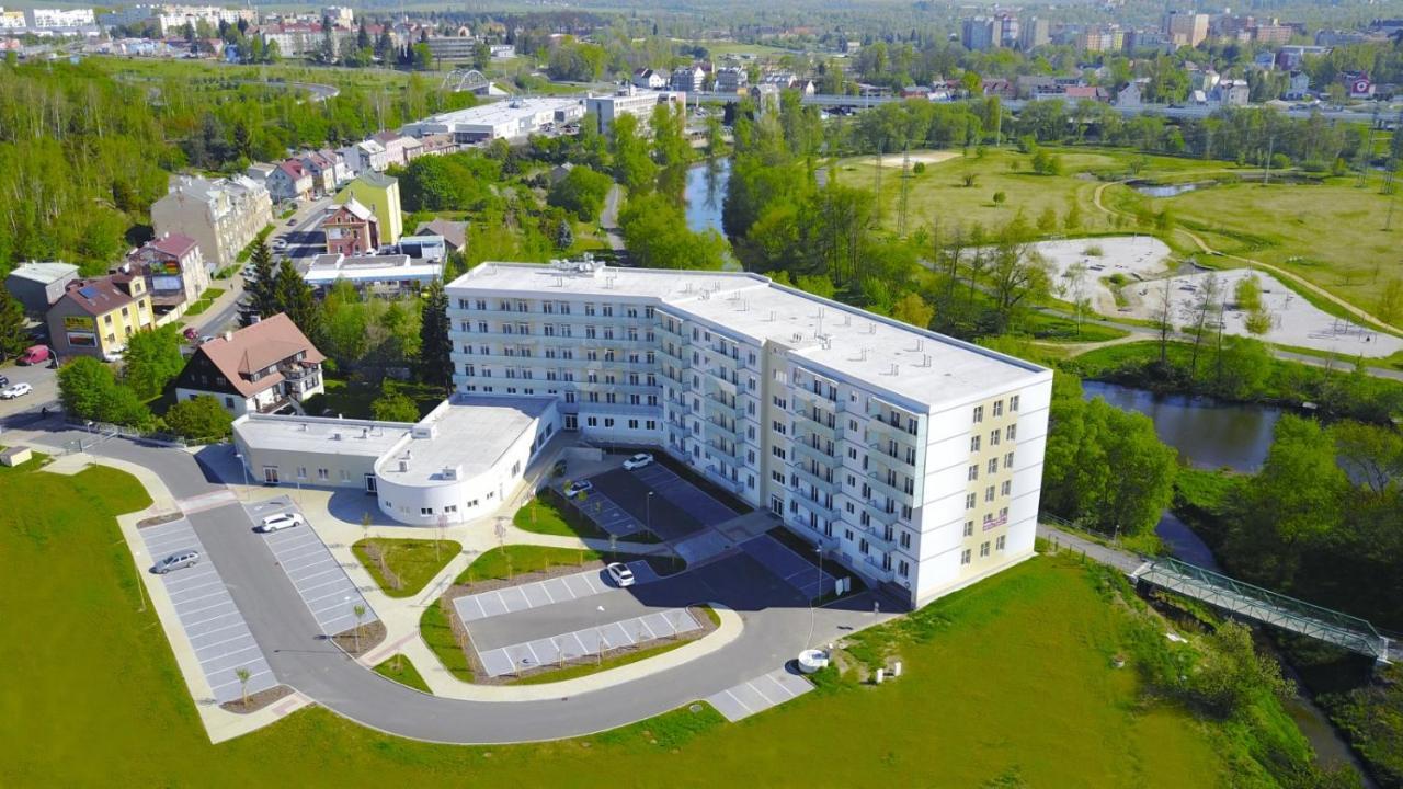 Apartman Rezidence Moser-Free Parking Garage 카를로비바리 외부 사진
