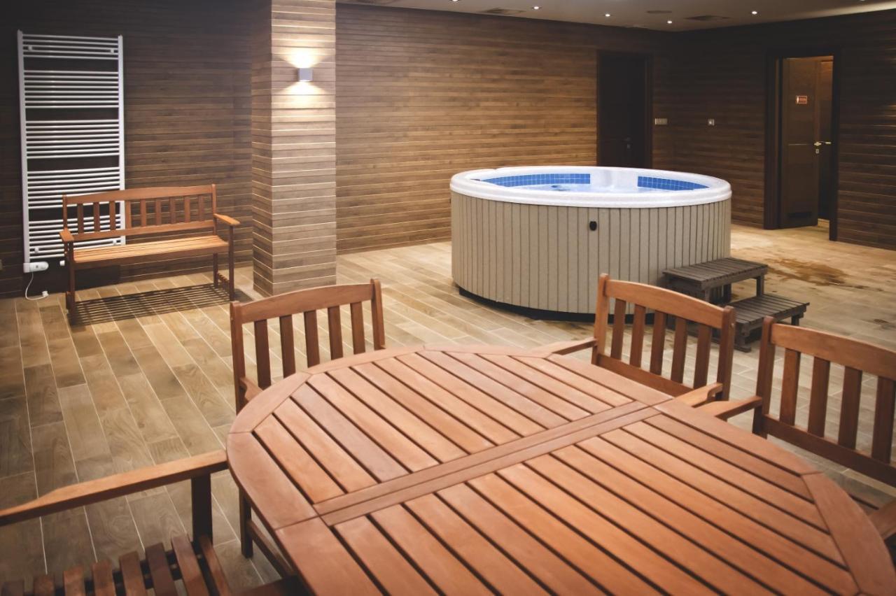 Apartman Rezidence Moser-Free Parking Garage 카를로비바리 외부 사진